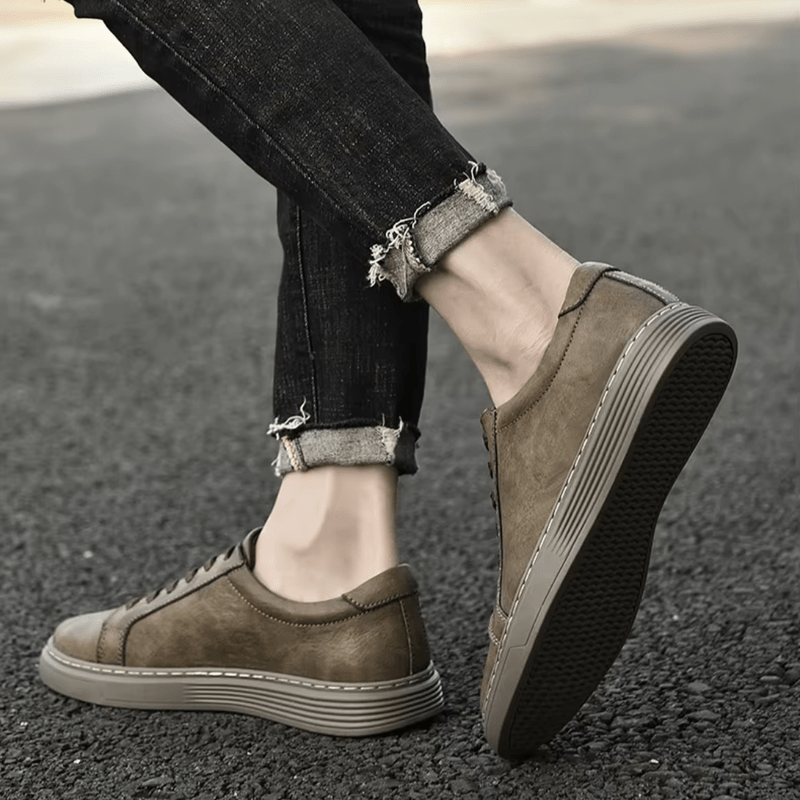 Men's Retro Shoes | Flat