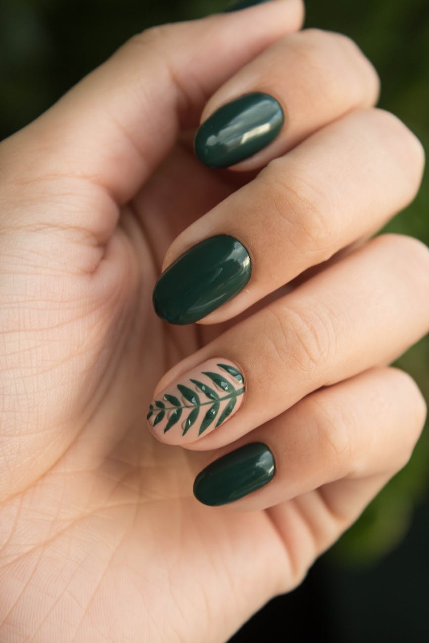 green manicure art close up photo