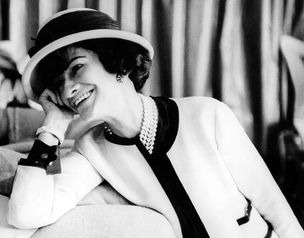 Coco Chanel: A Fashion Legend Who Transformed the World of Haute Couture –  Avanya Fashion
